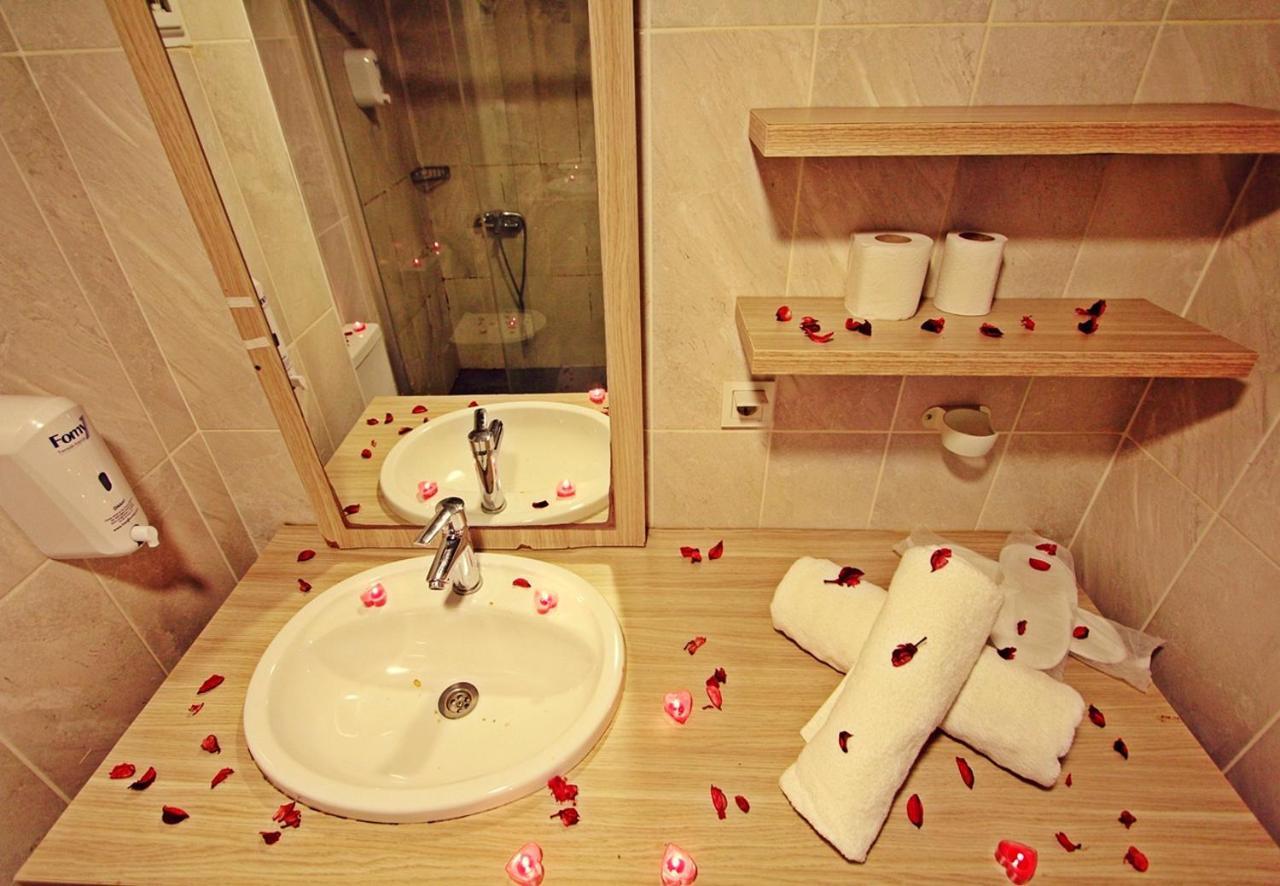 Red House Vip Apartmant Suites Стамбул Екстер'єр фото